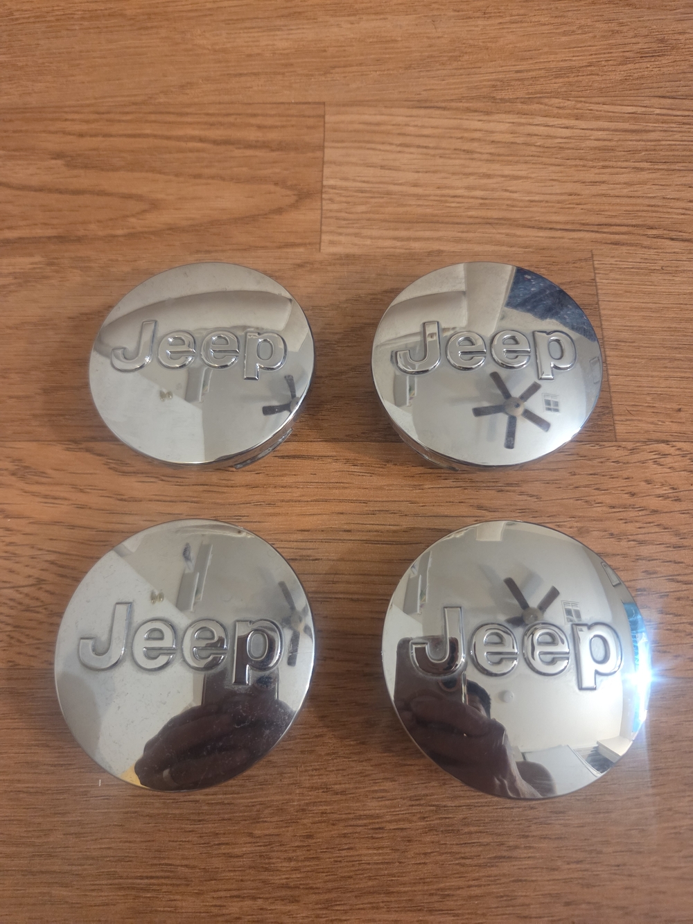 Set Of 4 OEM Jeep Chrome Center Caps 1LB77TRMAC